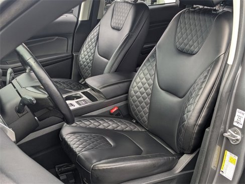 Used 2024 Ford Edge Titanium image 14