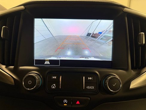 Used 2024 GMC Terrain SLT image 21