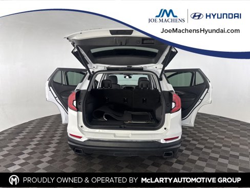 Used 2019 GMC Terrain SLT w/ Preferred Package image 17
