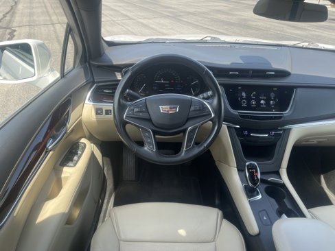 Used 2019 Cadillac XT5 Luxury image 18