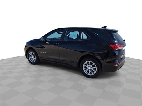 Certified 2024 Chevrolet Equinox LS w/ Driver Confidence II Package image 6