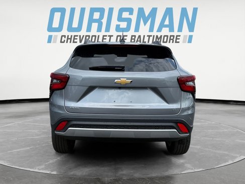 New 2025 Chevrolet Trax LT w/ Driver Confidence Package image 5