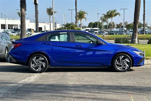Certified 2025 Hyundai Elantra Sport image 3
