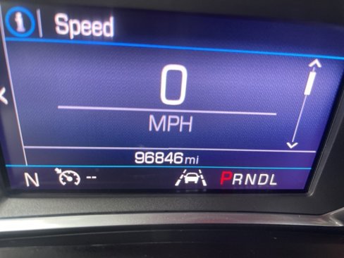 Used 2020 Chevrolet Equinox LT w/ Driver Convenience Package image 2