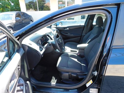 Used 2018 Chevrolet Cruze LS image 18