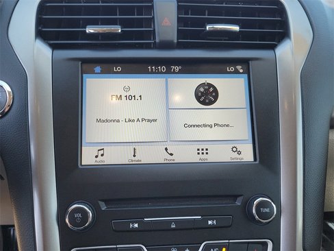 Used 2018 Ford Fusion Energi SE image 12