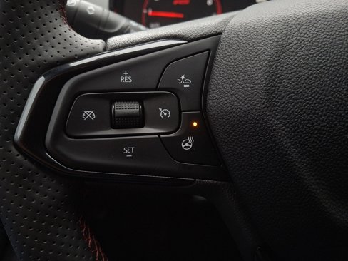 Used 2024 Chevrolet Trax RS w/ Driver Confidence Package image 21