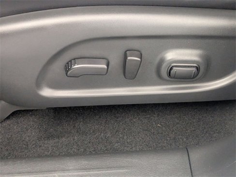 Used 2020 Nissan Pathfinder SL image 14
