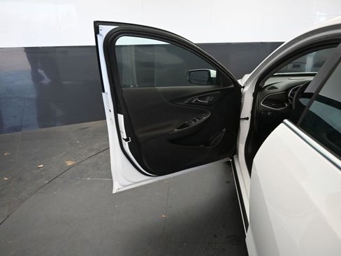 Used 2023 Chevrolet Malibu LT image 24