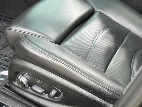 Used 2018 Cadillac XTS Platinum image 33