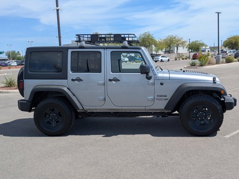 Used 2018 Jeep Wrangler Unlimited Sport w/ Connectivity Group image 6