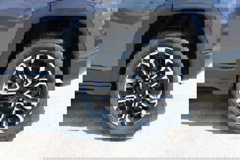 Certified 2022 Jeep Compass Limited w/ Sun and Sound Group image 10