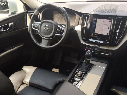 Used 2020 Volvo XC60 T5 Inscription w/ Protection Package Premier image 36