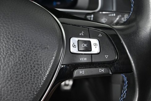 Certified 2019 Volkswagen e-Golf SEL Premium image 21