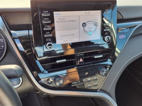 Certified 2021 Toyota Camry SE image 13