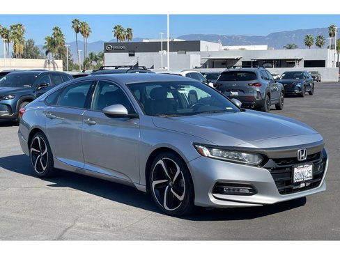 Used 2018 Honda Accord Sport image 8