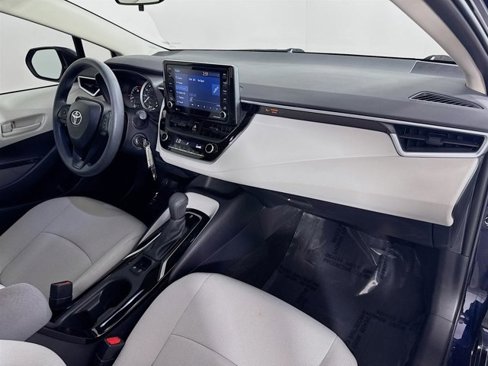 Used 2022 Toyota Corolla LE image 27