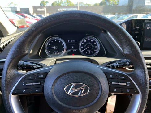 Used 2023 Hyundai Sonata SE image 23