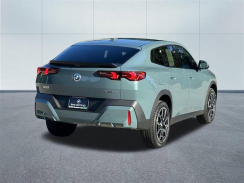Certified 2025 BMW X2 xDrive28i image 6