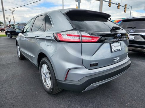 Used 2022 Ford Edge SEL w/ Convenience Package image 7