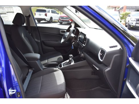 New 2025 Hyundai Venue SE image 14