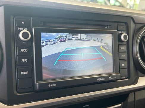 Used 2016 Toyota Tacoma SR5 image 12