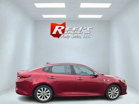 Used 2018 Kia Optima S image 32