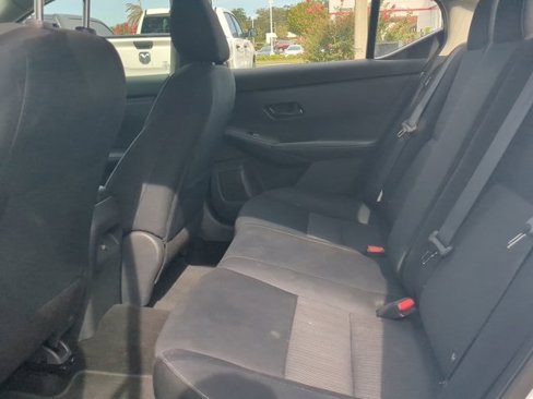 Used 2024 Nissan Sentra SV image 11