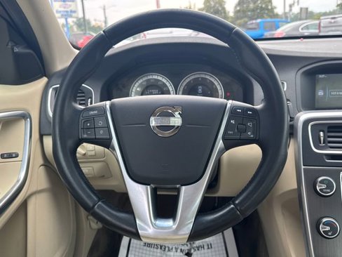 Used 2013 Volvo S60 T5 image 24