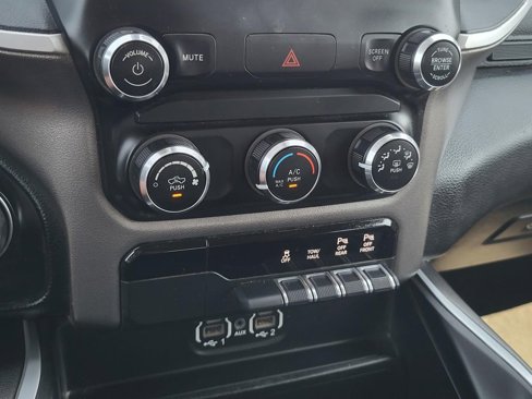 Used 2020 RAM 1500 Lone Star image 29