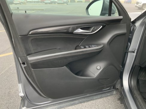 Used 2021 Buick Envision Preferred image 22