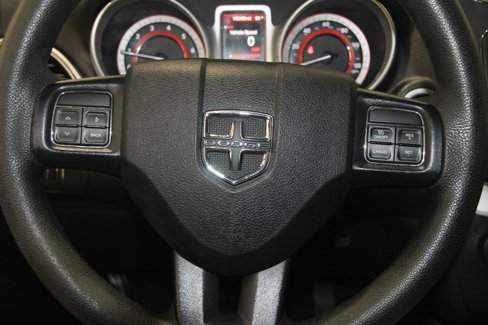 Used 2019 Dodge Journey SE image 13