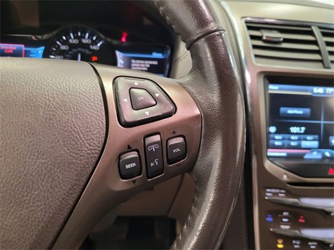 Used 2012 Lincoln MKX FWD w/ Wood Pkg image 20