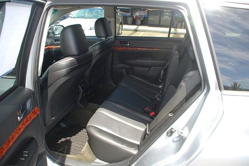 Used 2012 Subaru Outback 2.5i Limited w/ Moonroof Pkg image 18
