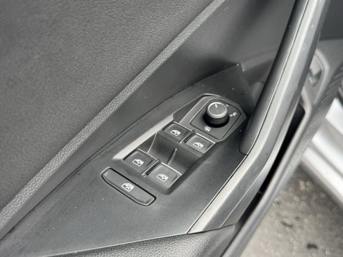 Used 2021 Volkswagen Jetta SEL image 14