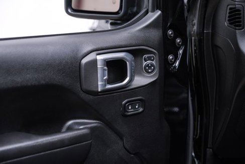 Used 2021 Jeep Wrangler Unlimited Rubicon image 93