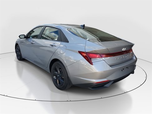 Certified 2023 Hyundai Elantra SEL image 4