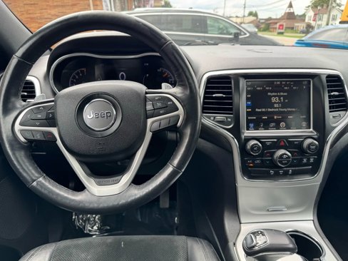Used 2015 Jeep Grand Cherokee Altitude image 35