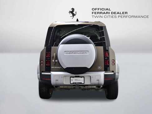 Used 2021 Land Rover Defender 110 SE image 4
