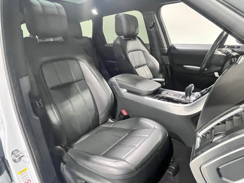 Used 2020 Land Rover Range Rover Sport HSE image 48