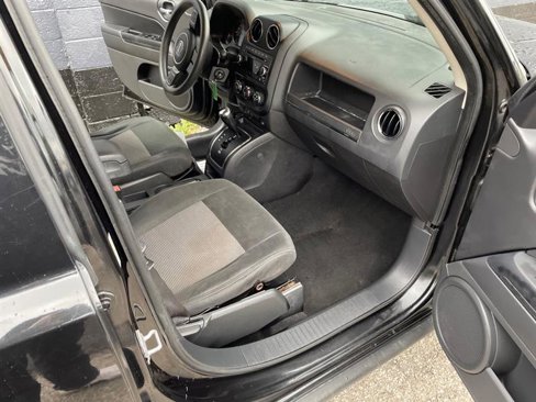 Used 2011 Jeep Patriot Sport w/ PWR Value Group image 6