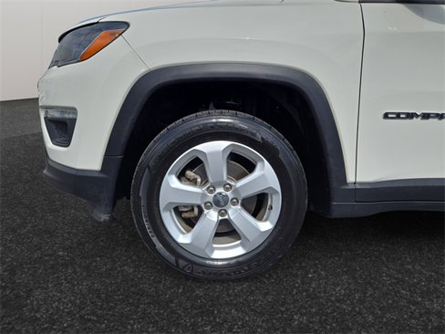 Used 2018 Jeep Compass Latitude w/ Popular Equipment Group image 10