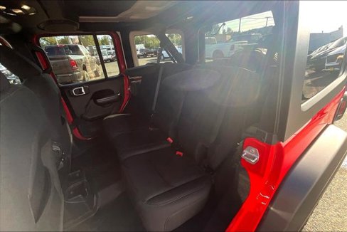 Used 2020 Jeep Wrangler Unlimited Sport image 23