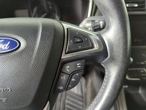 Used 2019 Ford Fusion SEL image 28