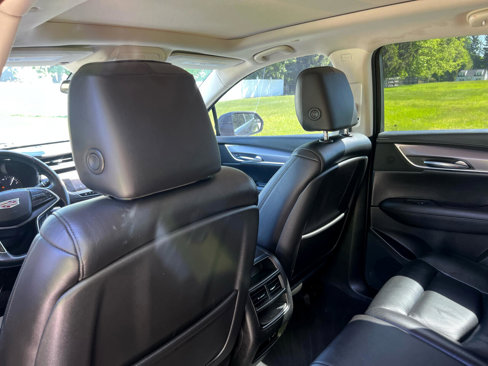 Used 2017 Cadillac XT5 Luxury w/ LPO, Wheel Lock Package image 22