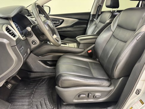 Used 2017 Nissan Murano Platinum w/ Platinum Technology Package image 3