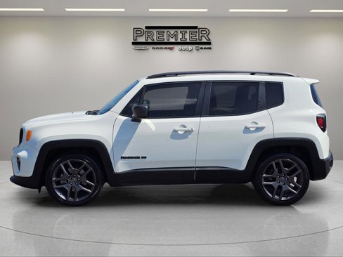 Used 2021 Jeep Renegade Latitude w/ Sun & Sound Group image 13