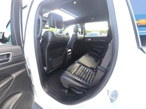 Used 2020 Jeep Grand Cherokee Limited X image 27