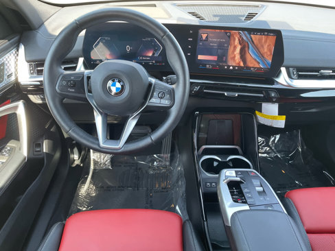 Used 2025 BMW X2 xDrive28i w/ Premium Package image 14