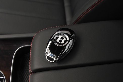 Used 2024 Bentley Bentayga Extended Wheelbase image 21